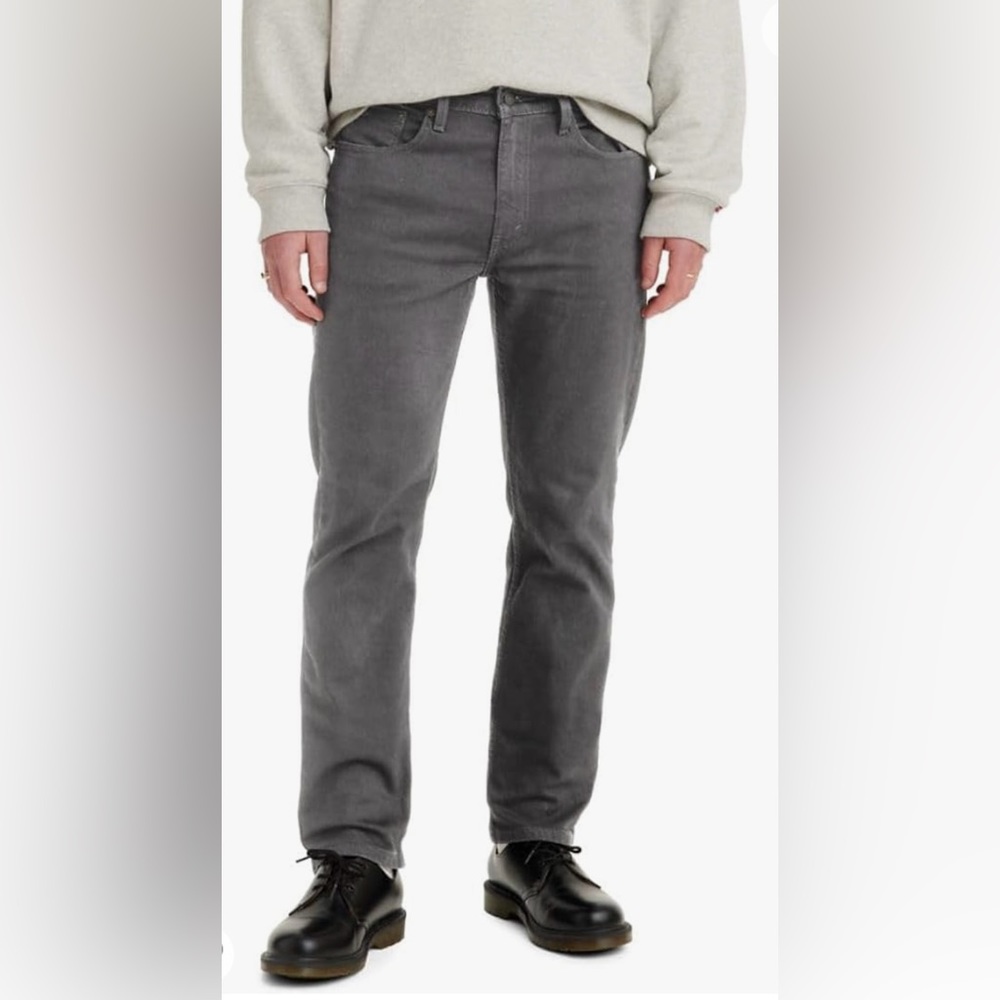 Levi’s 514 men’s size 34/32, straight leg,‎ gray jeans